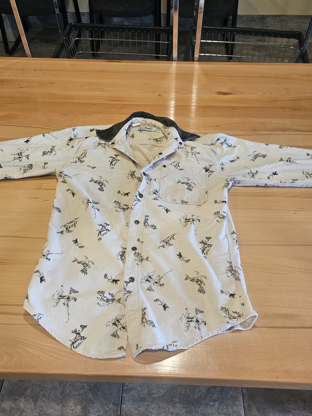 L.L. Bean Cream Fleece Top with Black Print Small